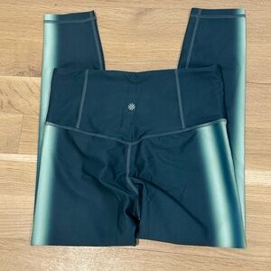 Athleta Elation Ultra High Rise 7/8 Legging Size M NWOT